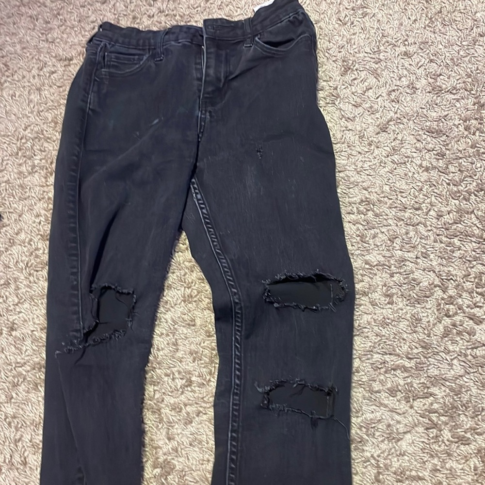 Black skinny jeans